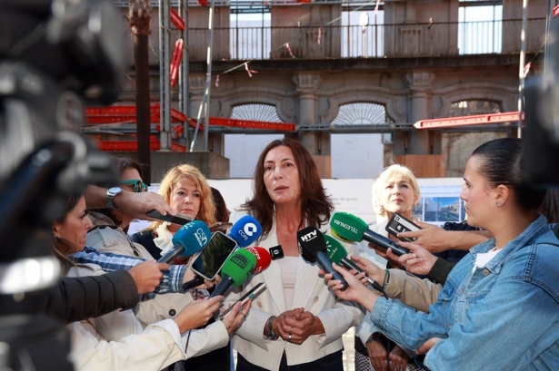 La consejera de Inclusión Social, Juventud, Familias e Igualdad, Loles López, en imagen de archivo (ROCÍO RUZ / EUROPA PRESS) La consejera de Inclusión Social, Juventud, Familias e Igualdad, Loles López, en imagen de archivo (ROCÍO RUZ / EUROPA PRESS)