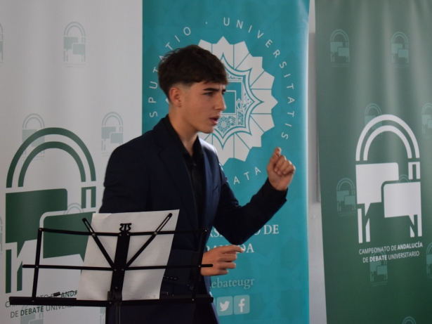 (CLUB DEBATE UGR) (CLUB DEBATE UGR)