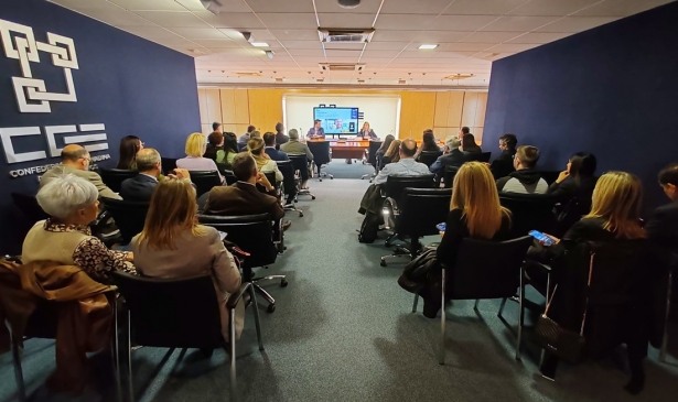 Jornada frmativa en la CGE (CGE) Jornada frmativa en la CGE (CGE)