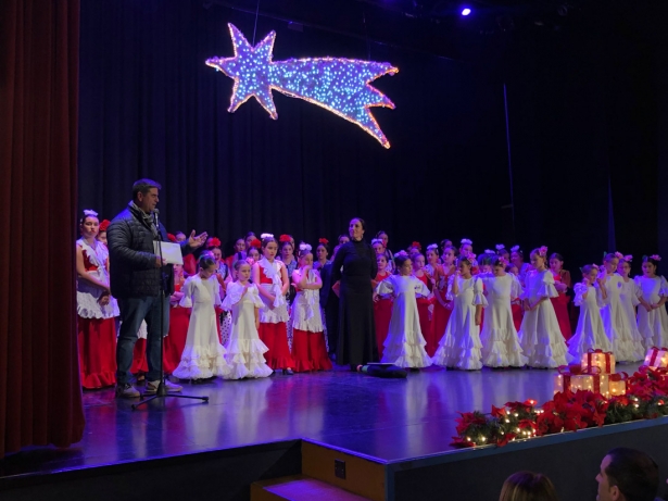 Gala solidaria flamenca (AYTO. HUÉTOR TÁJAR) Gala solidaria flamenca (AYTO. HUÉTOR TÁJAR)
