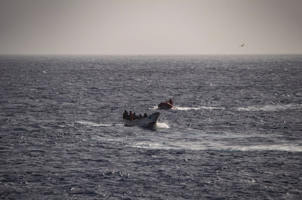 Imagen de recurso de una patera (ANTONIO SEMPERE - EUROPA PRESS) Imagen de recurso de una patera (ANTONIO SEMPERE - EUROPA PRESS)