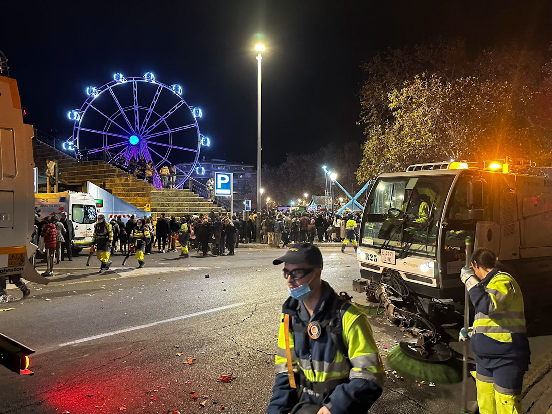 Dispositivo de limpieza en la capital (AYTO. GRANADA)