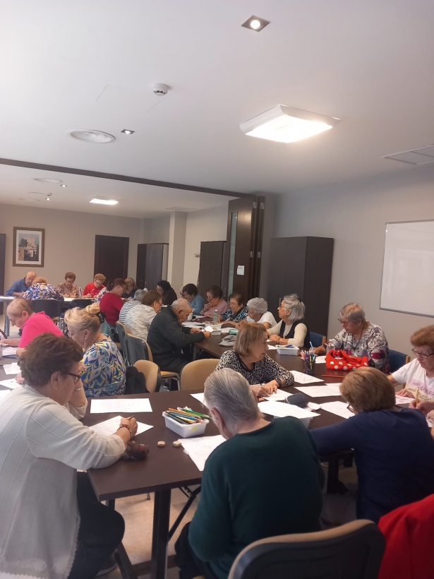 (AYUNTAMIENTO HUËTOR TÁJAR) (AYUNTAMIENTO HUËTOR TÁJAR)