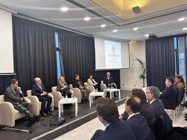 Presentación en el circulo de Bellas Artes (AYTO. GRANADA)