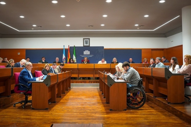 Pleno de nero del Ayuntamiento de Motril (AYTO. MOTRIL)
