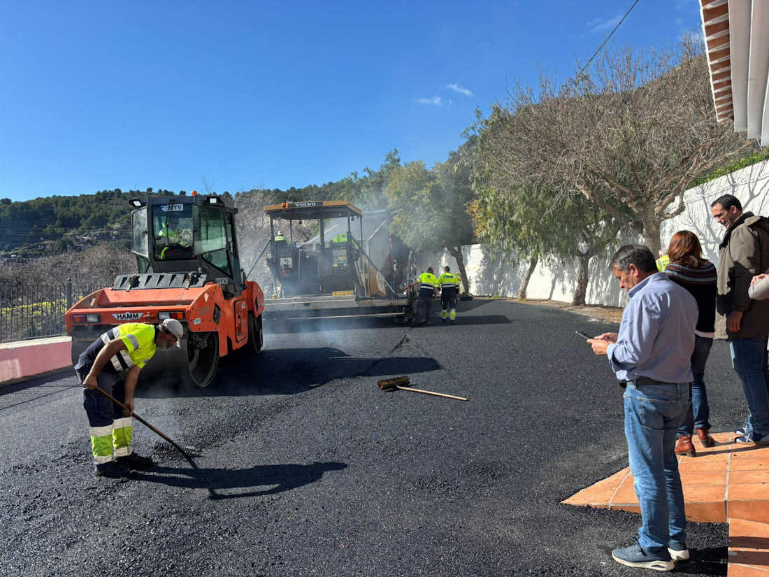 Obras en la carretera GR-5209 (AYTO GUALCHOS-CASTELL DE FERRO)