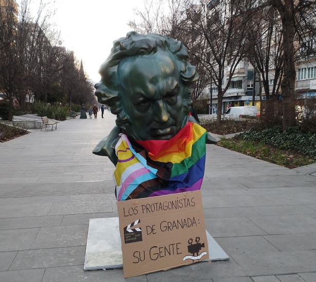 Busto de Goya en la Avenida de la Constitución (FRIDAYS FOR FUTURE)