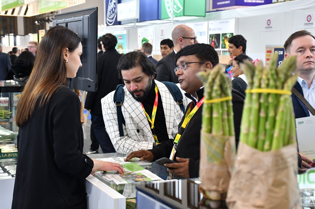 Cooperativas granadinas en Fruit Logística (FAECA)