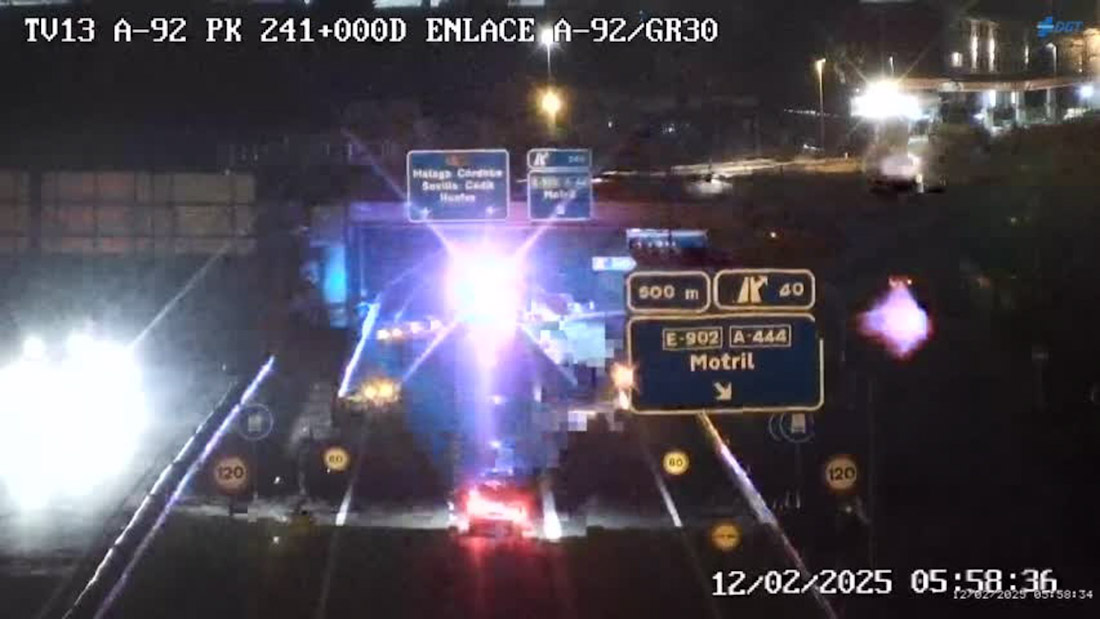 Corte de tráfico en la A-92 tras un accidente a primera hora de la mañana de este miércoles (PERFIL DE LA DGT EN LA RED SOCIAL `X`)