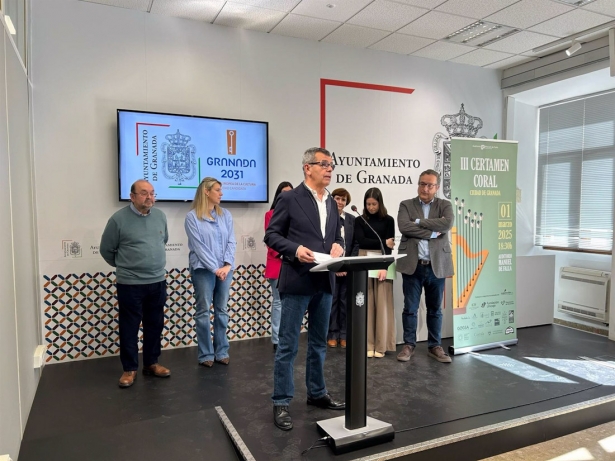 El edil de Cultura, Juan Ramón Ferreira, en la presentación del Certamen Coral Ciudad de Granada (AYTO. GRANADA)