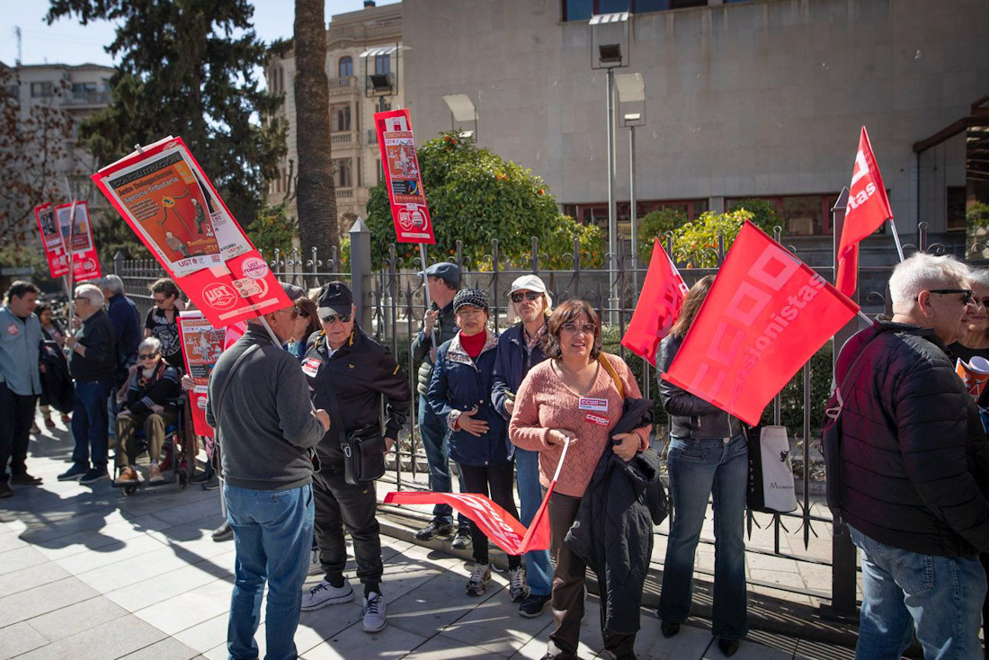 Protesta en la Agencia Tributaria (ANTONIO L. JUÁREZ)