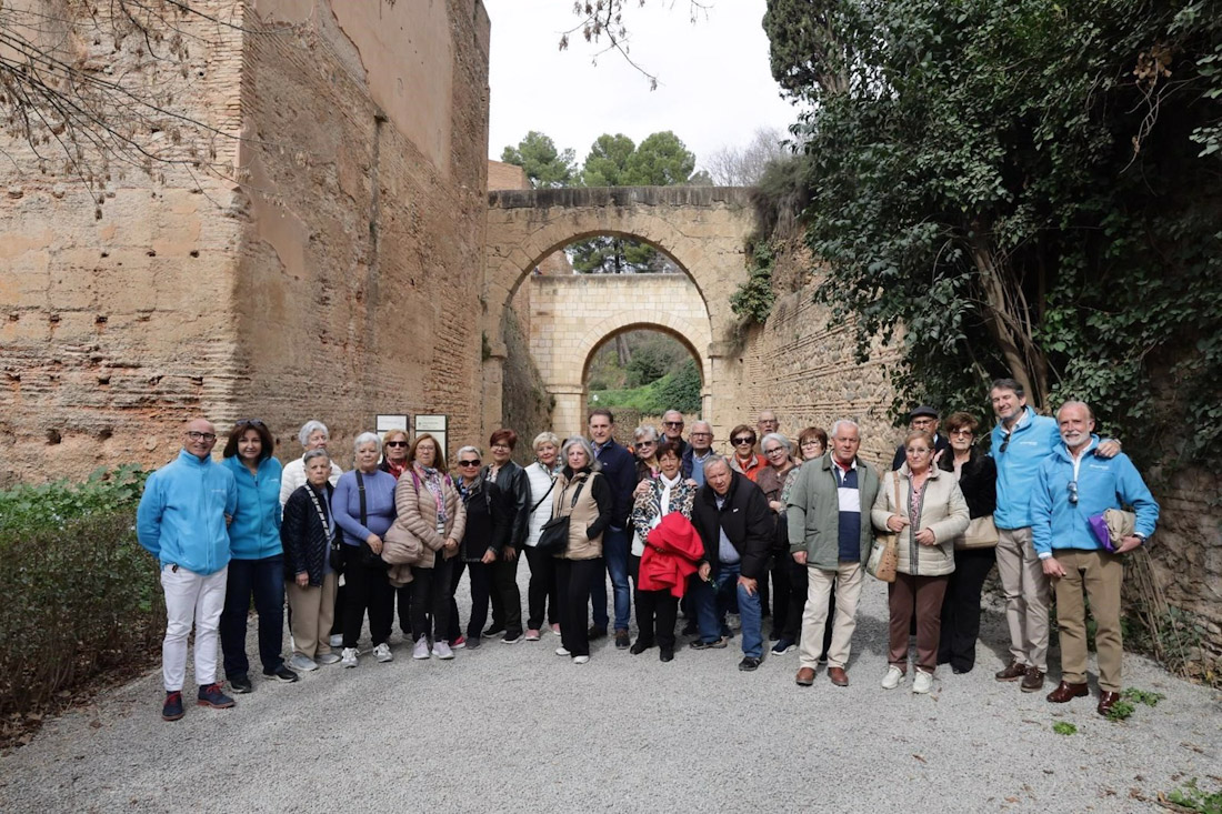 Colaboración de Voluntariado CaixaBank para visitas en la Alhambra de Granada (VOLUNTARIADO CAIXABANK)