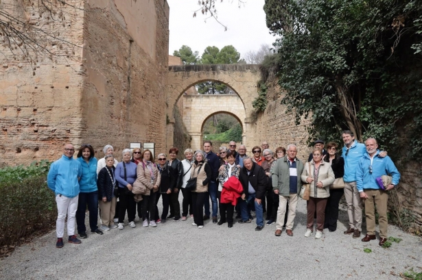 Colaboración de Voluntariado CaixaBank para visitas en la Alhambra de Granada (VOLUNTARIADO CAIXABANK)