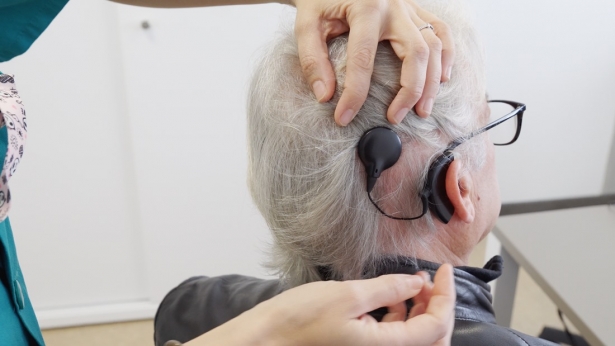 Implante coclear (HUSC)