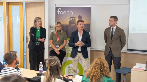 Imagen de la jornada formativa (FAECA) Imagen de la jornada formativa (FAECA)