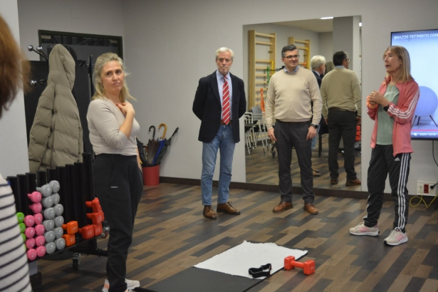 Visita a la escuela de Espalda (JUNTA)