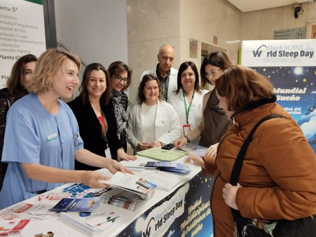 Mesa informativa con motivo del Día Mundial del Sueño (HOSPITAL VIRGEN DE LAS NIEVES)