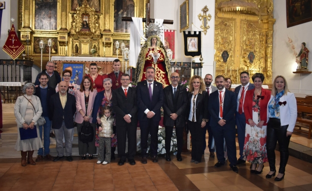 Foto de familia tras el pregón 