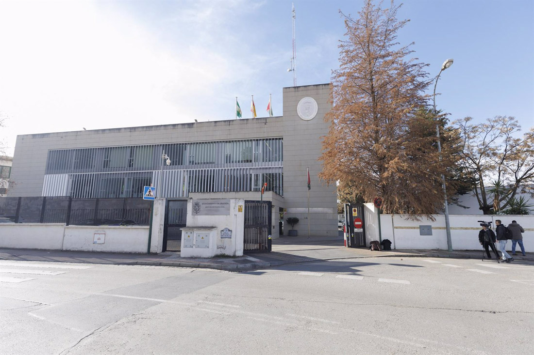 Vista general de la comisaría de la Policía Local de Granada (ÁLEX CÁMARA - EUROPA PRESS)