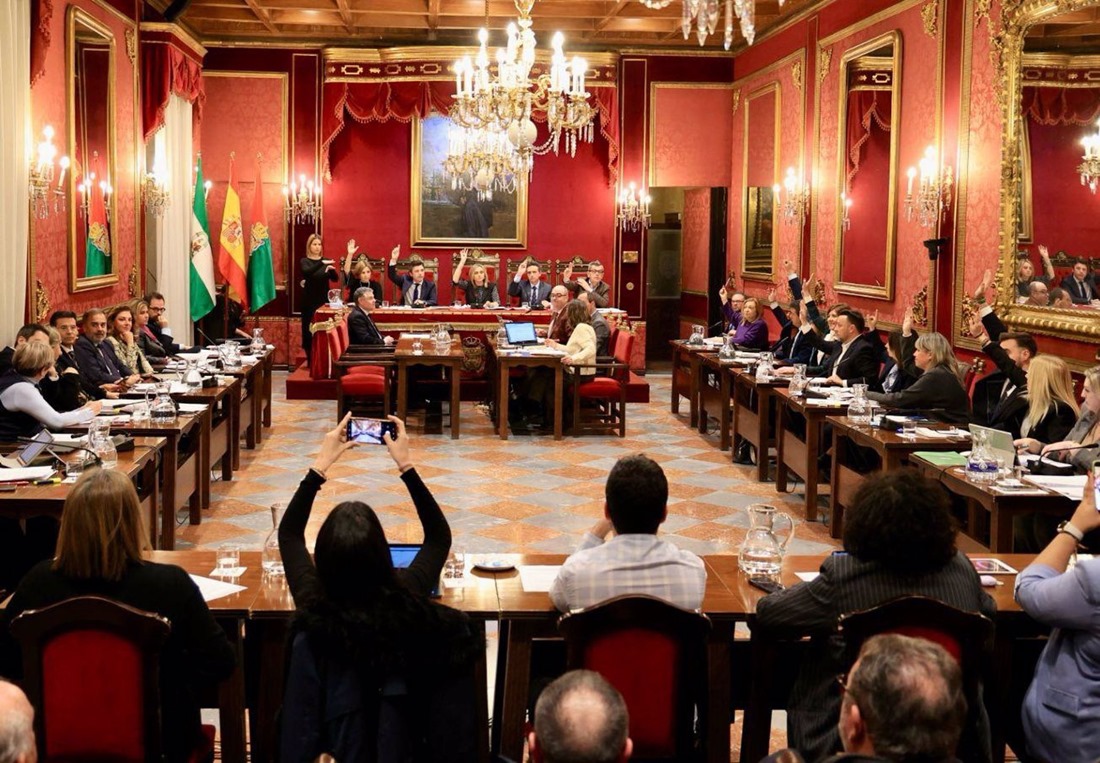Pleno del Ayuntamiento de Granada, en imagen de archivo (AYUNTAMIENTO)