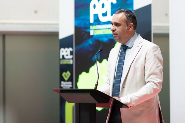 Francis Rodríguez, presidente de la Diputación de Granada, en la presentación del Plan Estratégico de Carreteras (ANTONIO L. JUÁREZ)