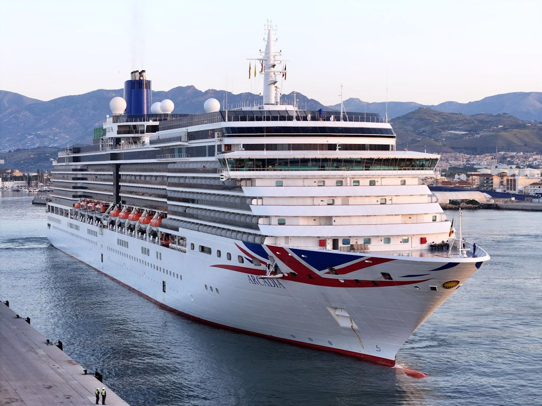 Uno de los buques que ha hecho escala por primera vez en el Puerto de Motril (AUTORIDAD PORTUARIA)