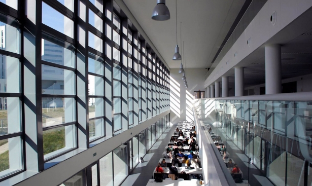 Imagen de archivo de un espacio de la UGR (UNIVERSIDAD DE GRANADA)