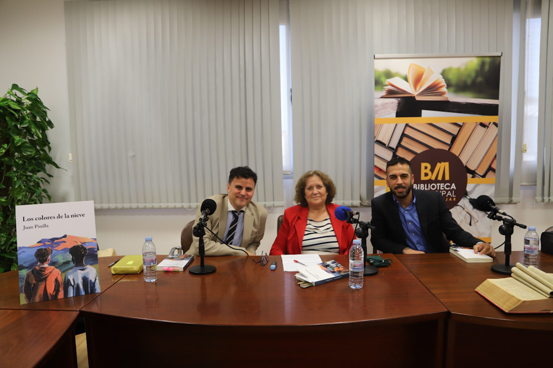 Presentación de la novela (AYTO. HUÉTOR TÁJAR)