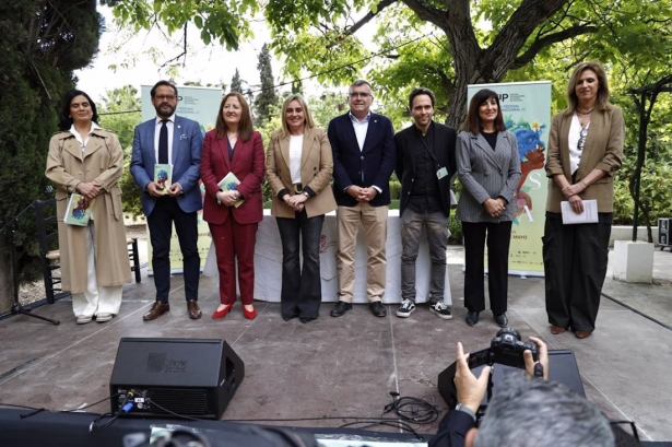 Inauguración del XXI Festival Internacional de Poesía de Granada, a la que ha asistido la alcaldesa de la ciudad, Marifrán Carazo AYUNTAMIENTO DE GRANADA) Inauguración del XXI Festival Internacional de Poesía de Granada, a la que ha asistido la alcaldesa de la ciudad, Marifrán Carazo AYUNTAMIENTO DE GRANADA)