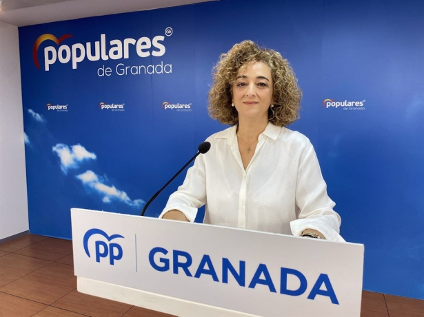 La parlamentaria popular, Rosa Fuentes (PP GRANADA)