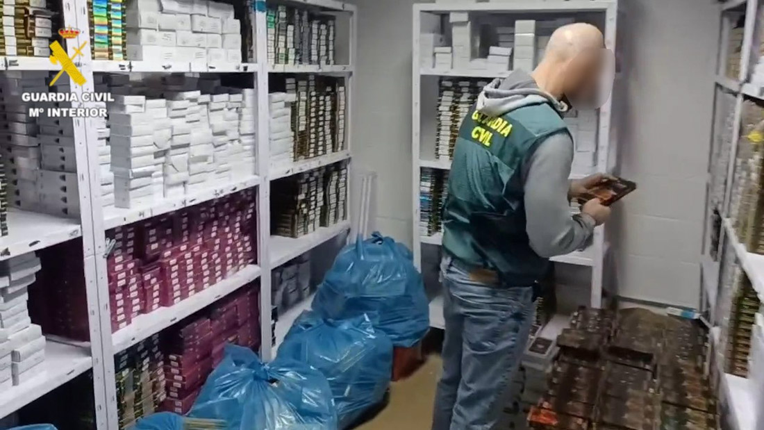 Operación de la Guardia Civil en un polígono industrial de Ogíjares (GUARDIA CIVIL)