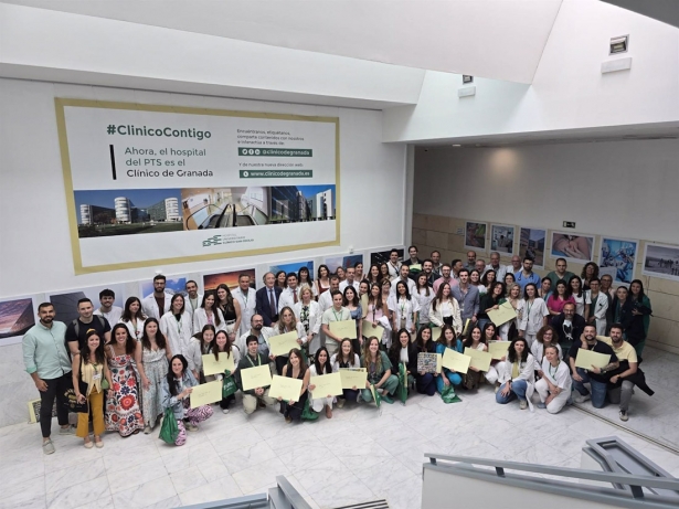 Un total de 90 residentes finalizan en el Clínico San Cecilio su formación como especialistas (JUNTA DE ANDALUCÍA)