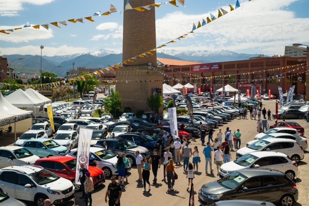 Panorámica exterior del Salón del Vehículo (FERMASA)