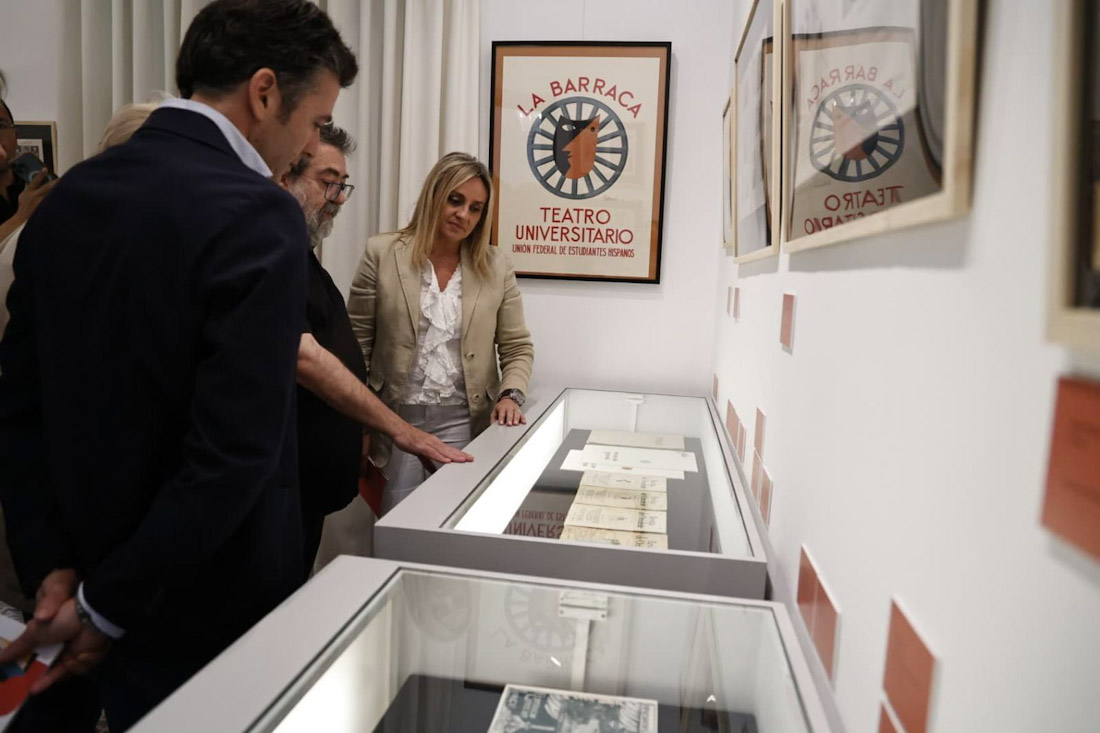 Visita a la exposición (AYTO. GRANADA)