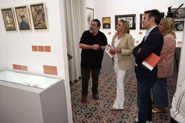 Visita a la exposición (AYTO. GRANADA)