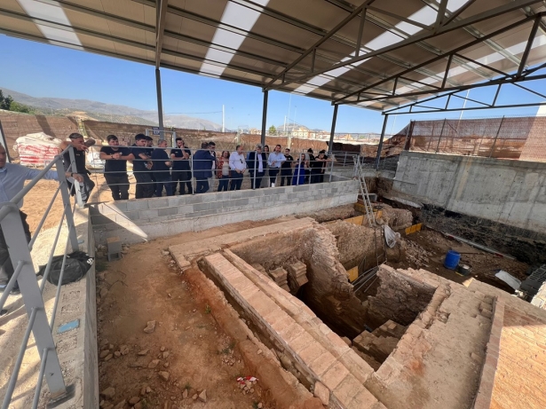 Visita a uno de los tejares (JUNTA) Visita a uno de los tejares (JUNTA)