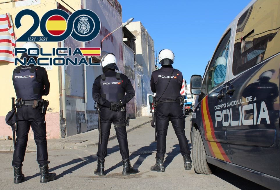 Agentes de la Policía Nacional (POLICIA NACIONAL)