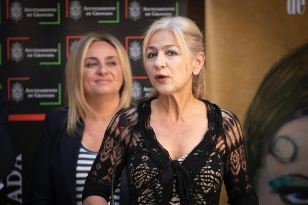 La Consejera de Cultura, Patricia del Pozo, junto a la alcaldesa de Granada, Marifrán Carazo (ANTONIO L. JUÁREZ) La Consejera de Cultura, Patricia del Pozo, junto a la alcaldesa de Granada, Marifrán Carazo (ANTONIO L. JUÁREZ)