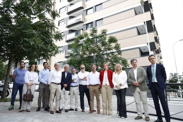 Visita a la nueva promoción de viviendas protegidas (AYTO. GRANADA)