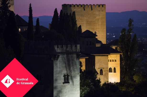 Vista nocturna de la Alhambra (JOSÉ ALBORNOZ)