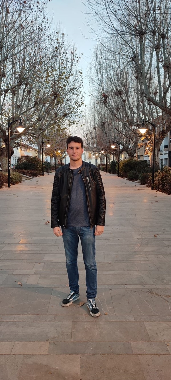 Nabil Finsi (IU)