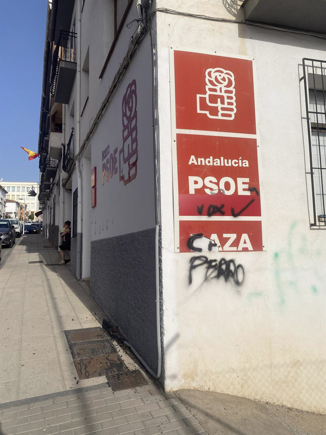 Pintadas en la sede del PSOE (PSOE)