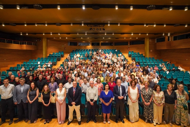 Homenaje a los profesionales sanitarios jubilados (JUNTA)