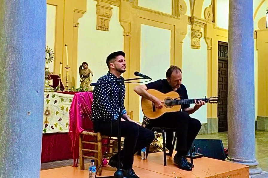 Concierto de Iván Centenillo (LA OFICINA DE LOS DESEOS)