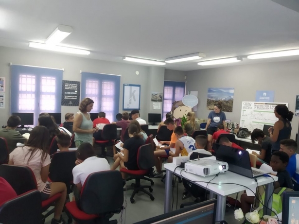 (AYUNTAMEINTO MONACHIL)