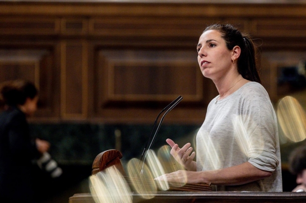 La diputada de VOX, Rocío de Meer, interviene durante una sesión plenaria, en el Congreso de los Diputados (RICARDO RUBIO /EUROPA PRESS)