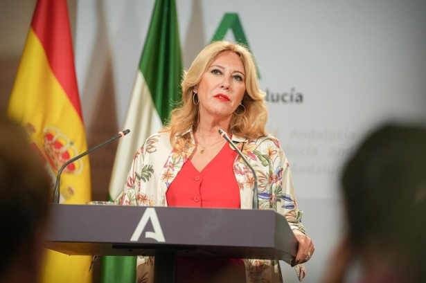 La consejera de Economía, Hacienda y Fondos Europeos y portavoz del Gobierno, Carolina España, durante la rueda de prensa (MARÍA JOSÉ LÓPEZ - EUROPA PRESS)