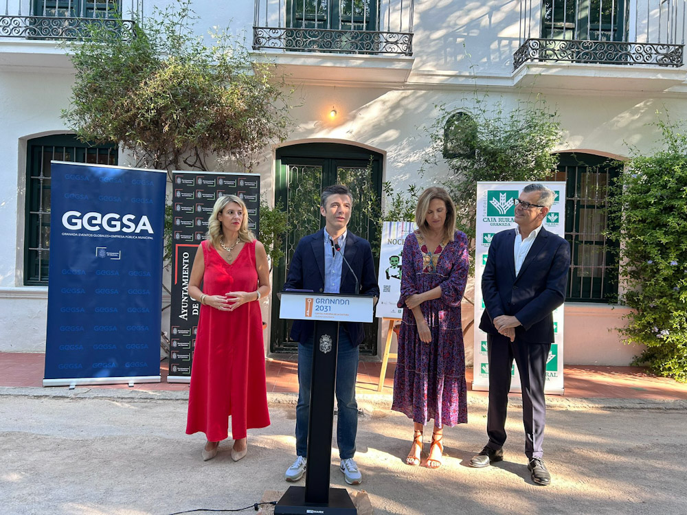 Presentación de cine de verano en la Huerta de San Vicente (AYYO. GRANADA)