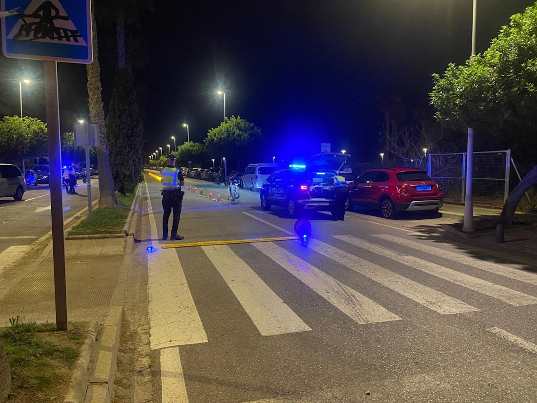 Agentes de Policía Local de Motril, en imagen de archivo (AYUNTAMIENTO)
