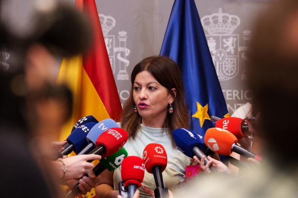 La ministra de Juventud e Infancia, Sira Rego, atiende a los medios de comunicación (MATIAS CHIOFALO/ EUROPA PRESS) La ministra de Juventud e Infancia, Sira Rego, atiende a los medios de comunicación (MATIAS CHIOFALO/ EUROPA PRESS)